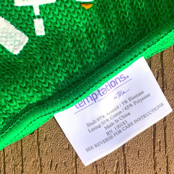 🆕TARA TESHER TEMPTATIONS FOOTBALL OUTDOOR FLAME RESISTANT OVEN GRILL MITTS NWTS - Picture 3 of 3